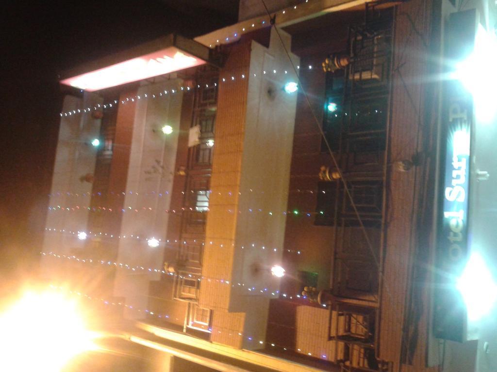 Hotel Surya Plaza New Delhi Exterior foto