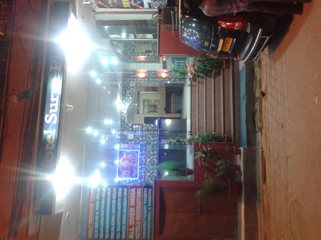 Hotel Surya Plaza New Delhi Exterior foto