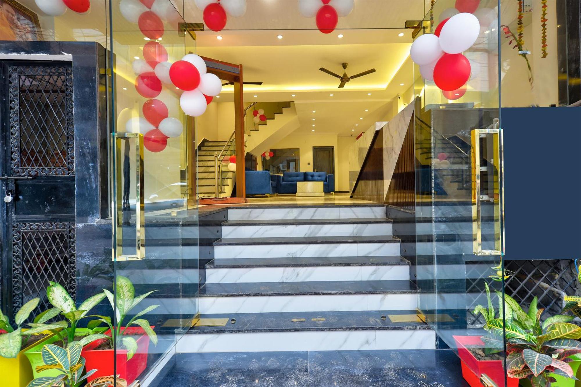 Hotel Surya Plaza New Delhi Exterior foto