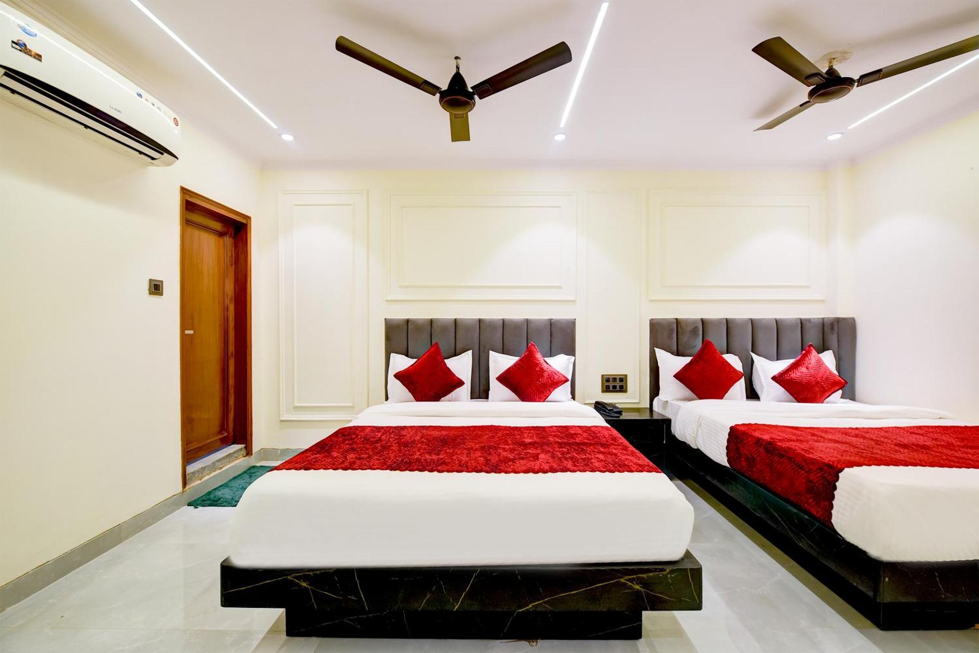 Hotel Surya Plaza New Delhi Exterior foto